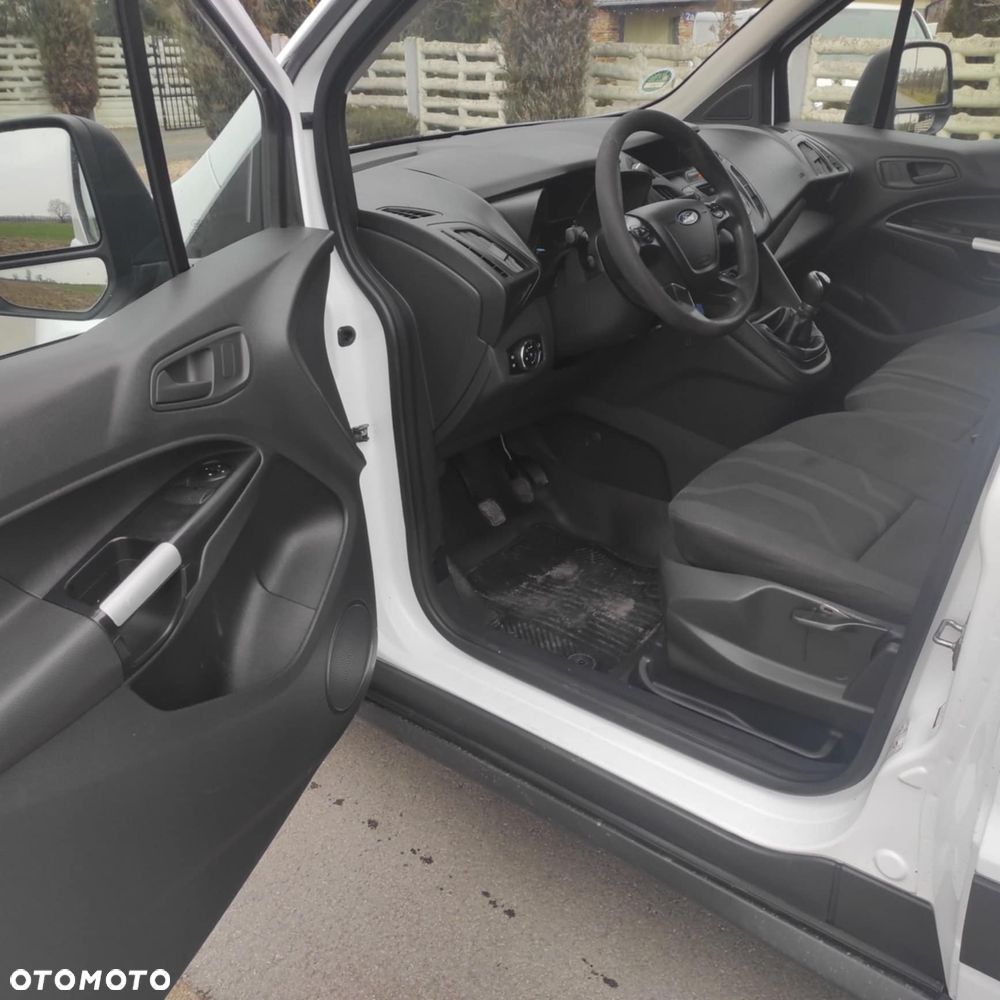 Ford Transit Connect - 11