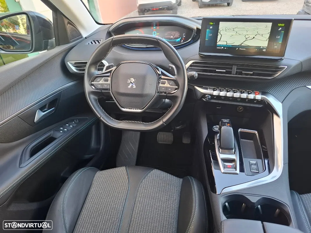 Peugeot 3008 1.6 Hybrid Allure Pack e-EAT8 - 8