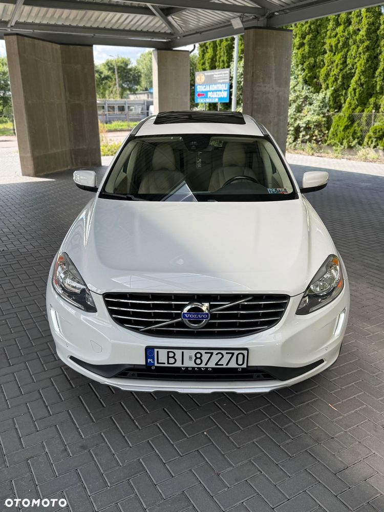 Volvo XC 60 - 4