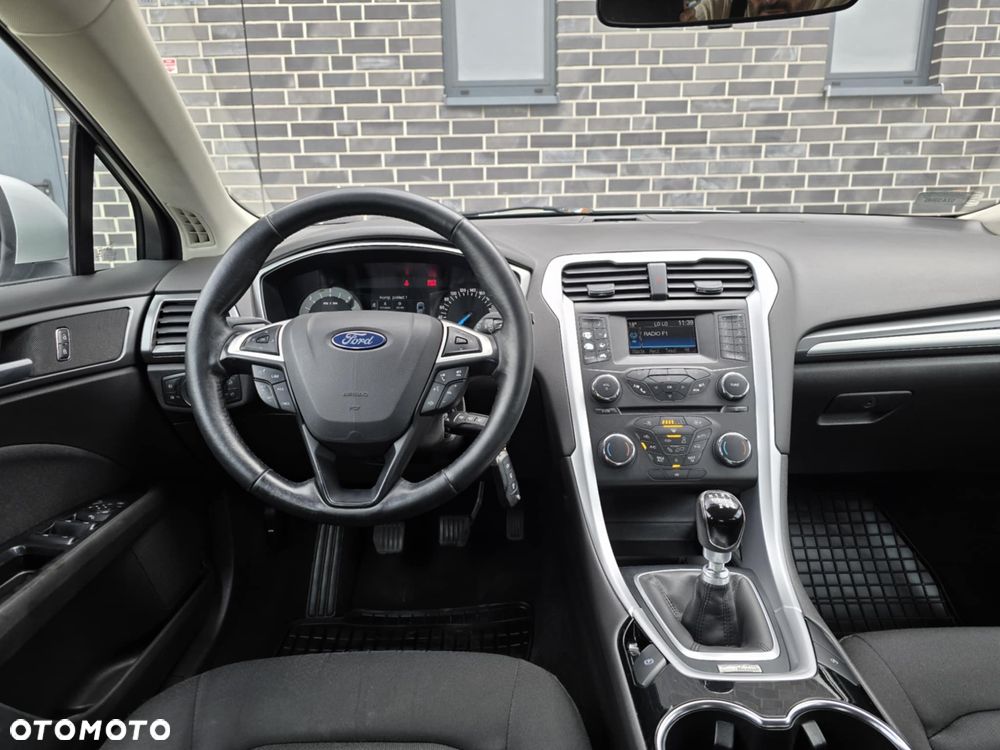 Ford Mondeo 2.0 TDCi Ambiente - 27