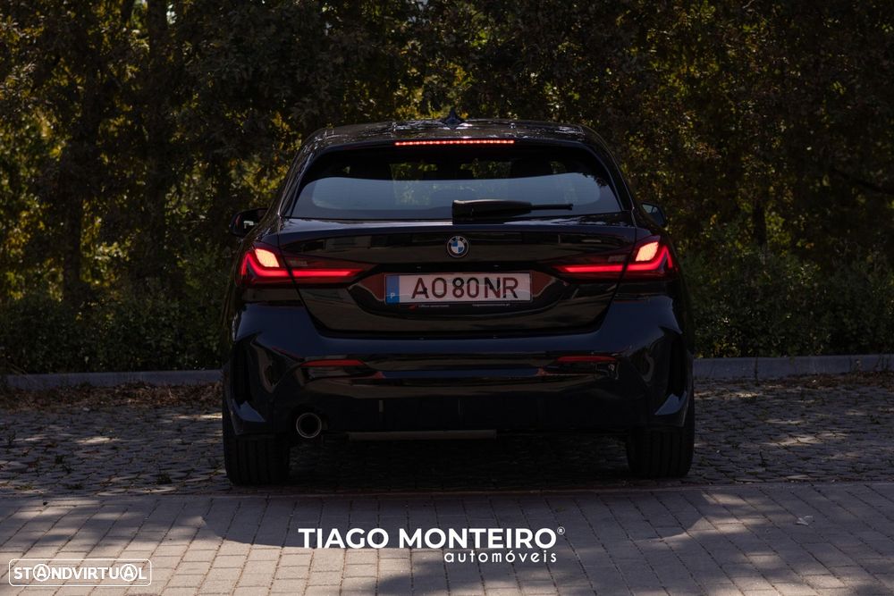 BMW 116 d Pack Desportivo M - 26