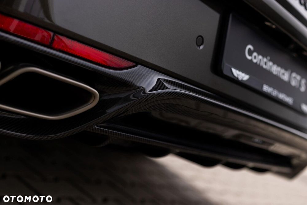 Bentley Continental GT - 18