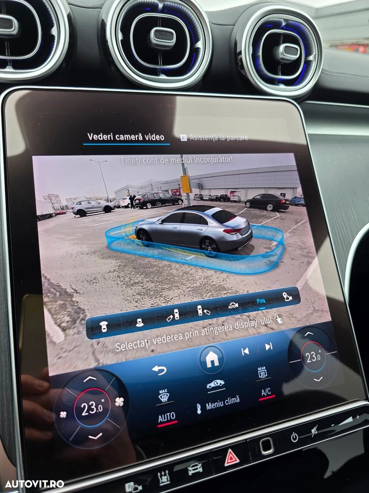 Mercedes-Benz C 300 4Matic T 9G-TRONIC AMG Line - 17