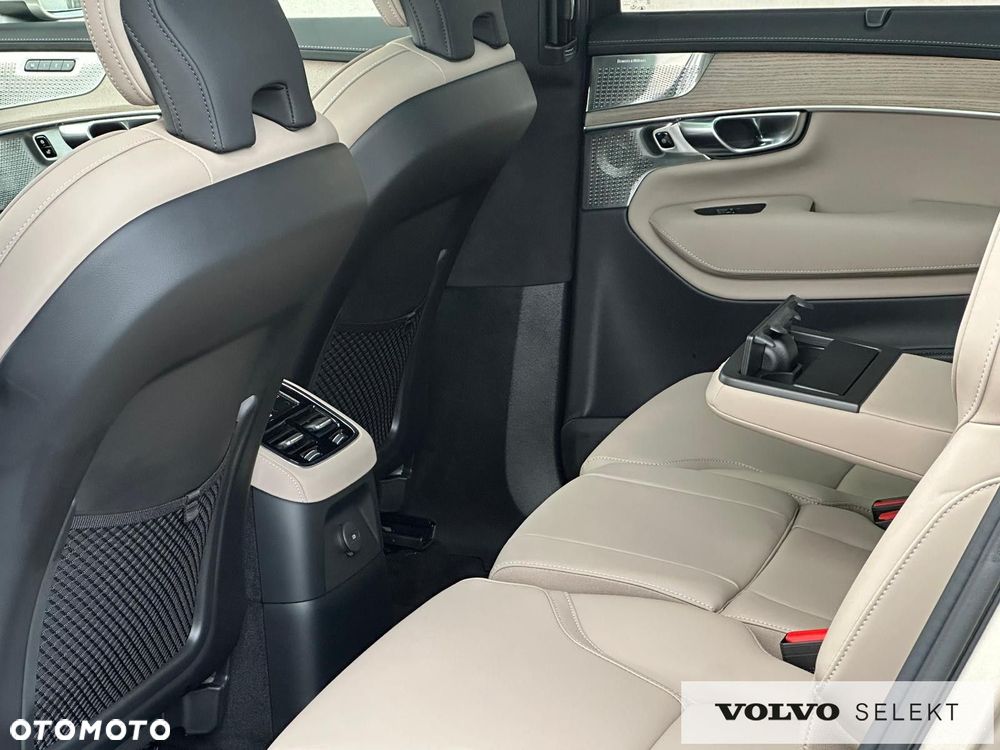 Volvo XC 90 - 40