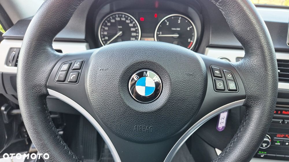 BMW Seria 3 - 22