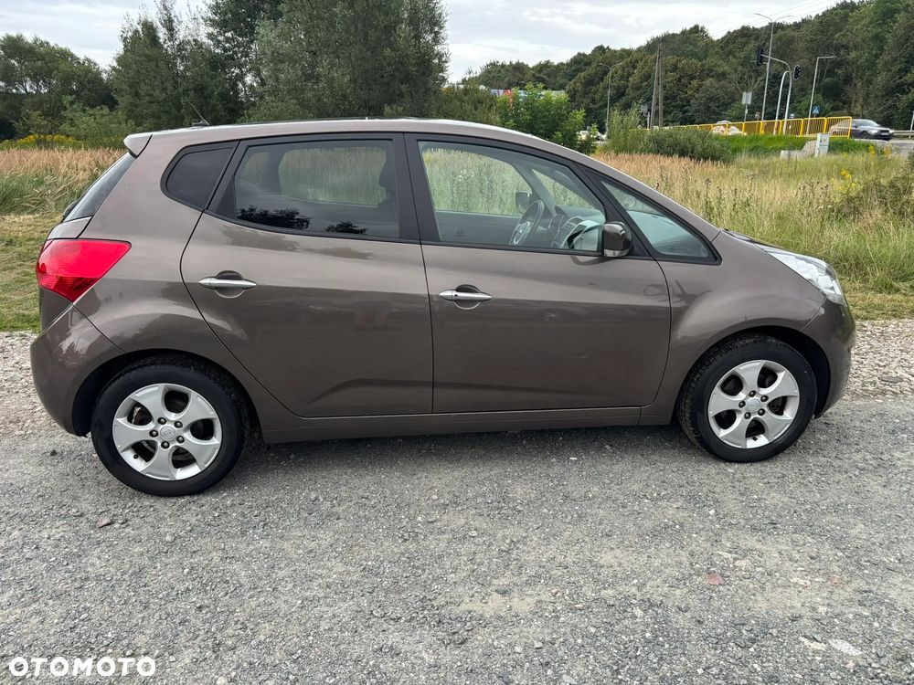 Kia Venga 1.6 CVVT Automatik Dream Team Edition - 22