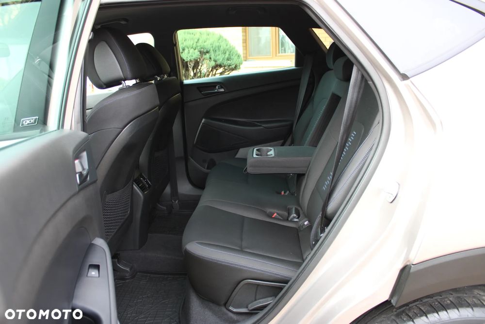 Hyundai Tucson 1.7 CRDI BlueDrive GO 2WD DCT - 19
