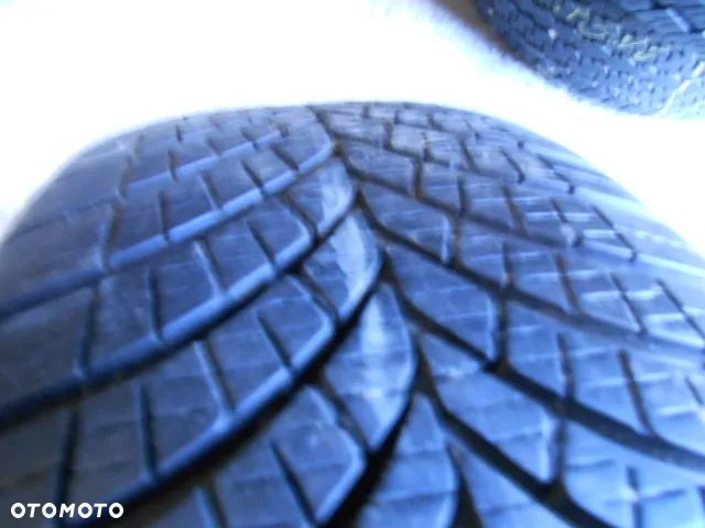 OPONY 205/55R17 GOODYEAR VECTOR 4 SEASONS DOT  4521 /  4820 7.4MM - 3