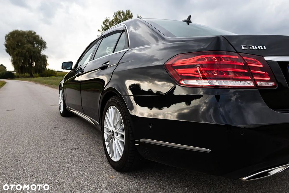 Mercedes-Benz E-Class 2015 photo 5