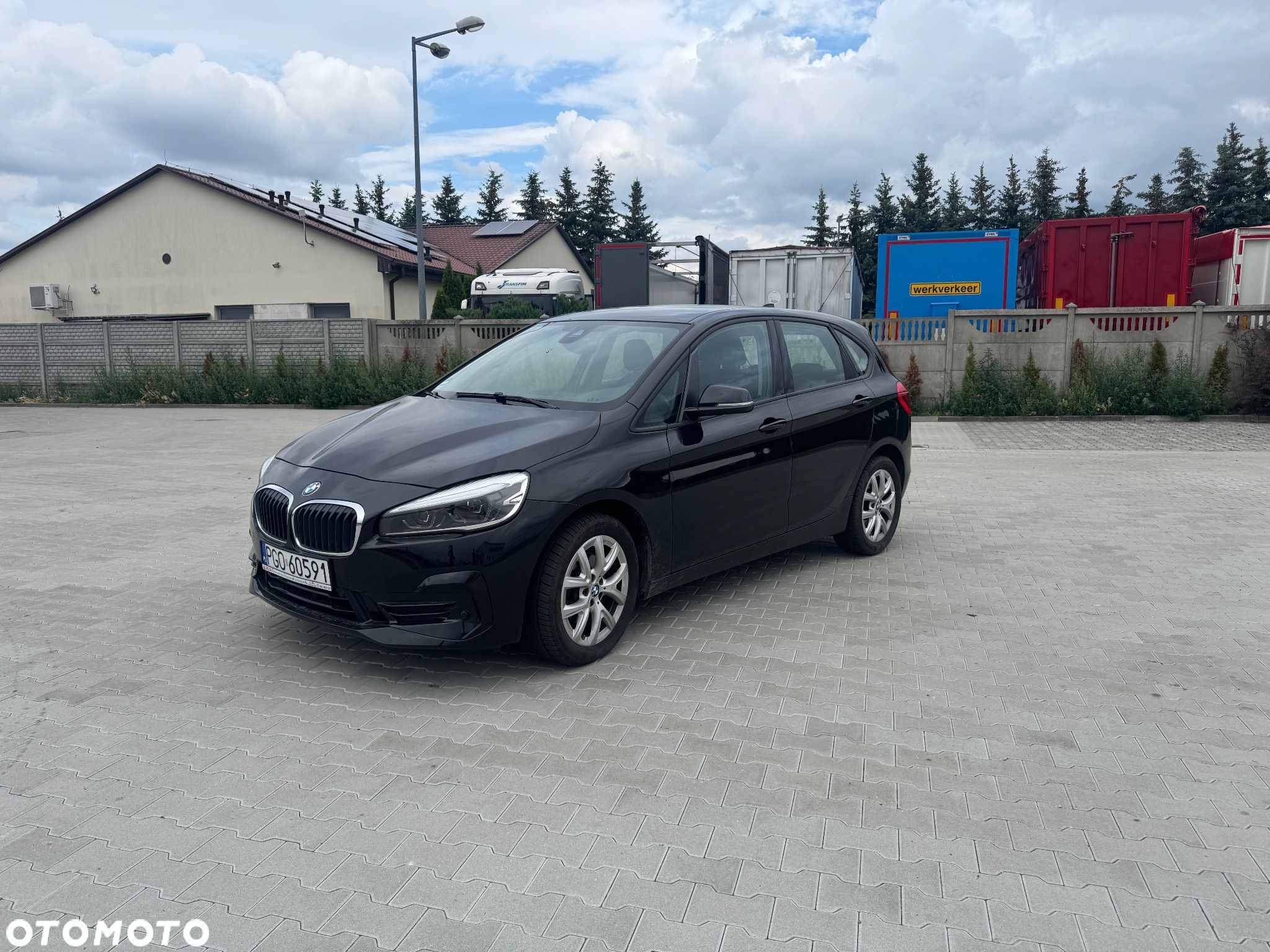BMW Seria 2 218d - 1