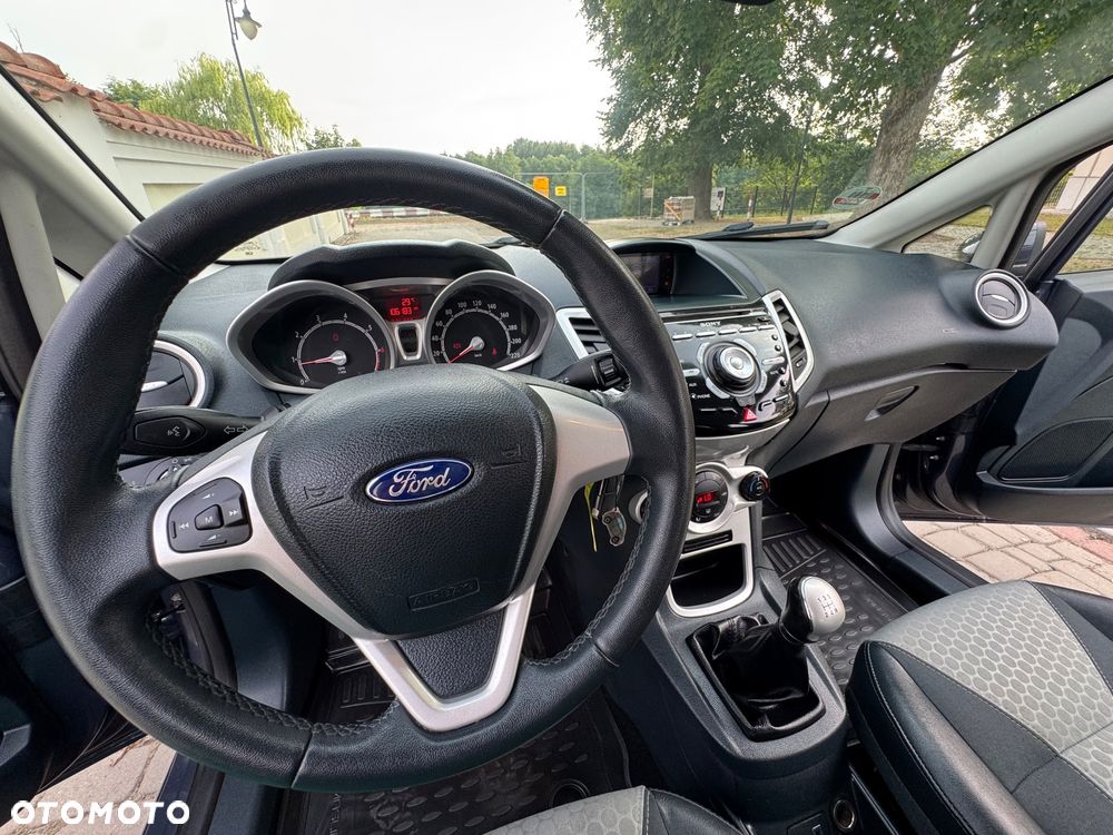 Ford Fiesta - 39