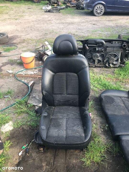 FOTEL PASAZERA 407 - 1