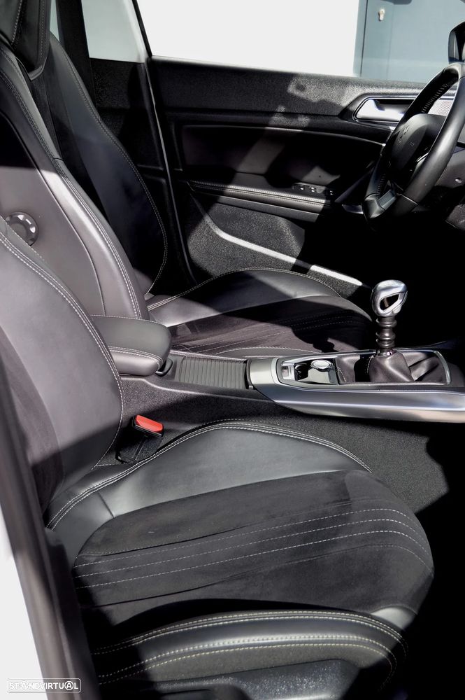 Peugeot 308 SW 1.6 e-HDi Allure - 26