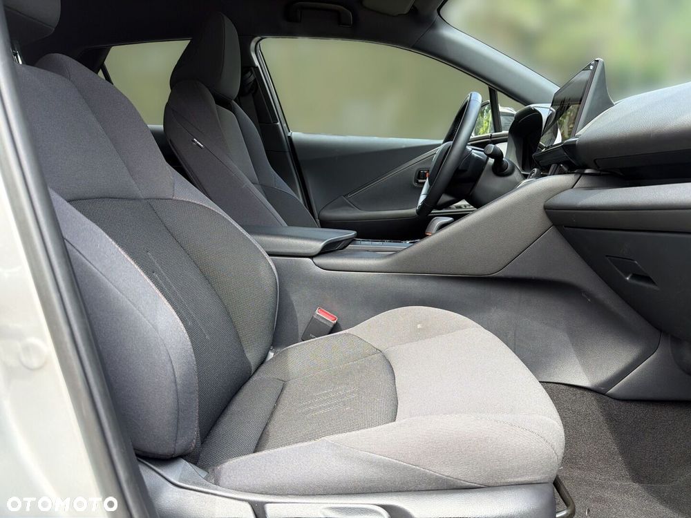 Toyota C-HR - 10