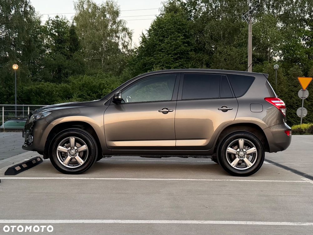 Toyota RAV4 - 17