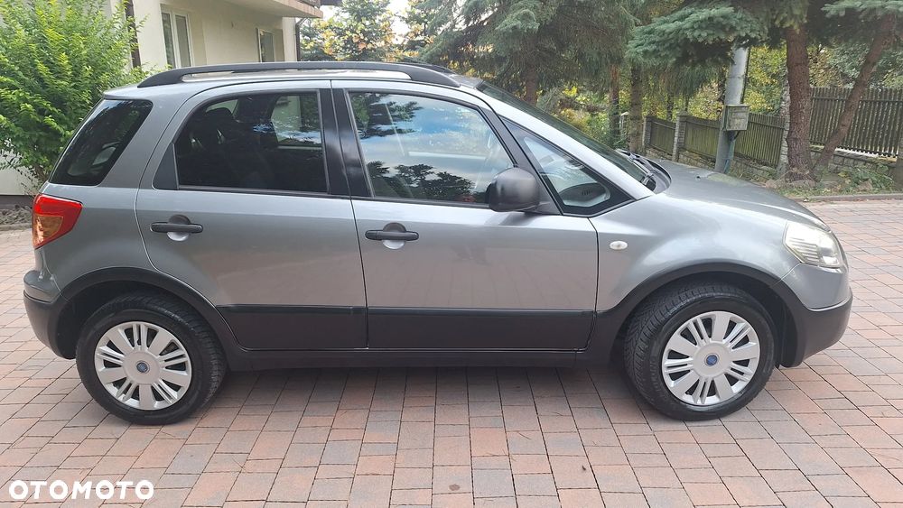 Fiat Sedici 1.6 16V 4x4 Emotion - 5