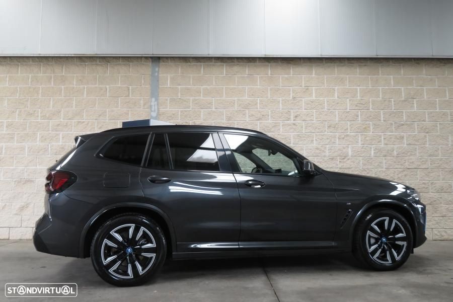 BMW iX3 M Sport Inspiring - 40