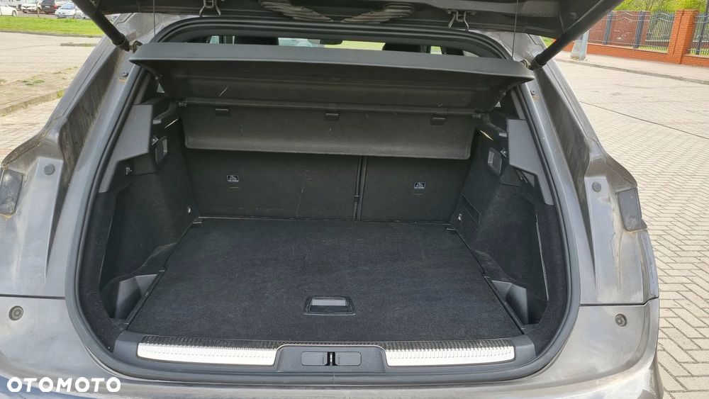 DS Automobiles DS 7 Crossback 2.0 BlueHDi Performance Line + - 7