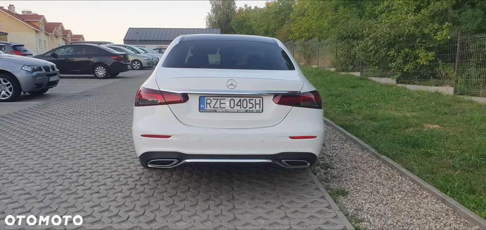 Mercedes-Benz Klasa E 220 d Business Edition 9G-TRONIC - 5