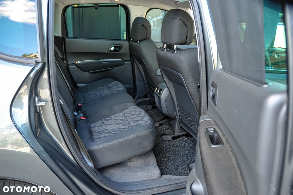 Peugeot 3008 155 THP Automatik Platinum - 12