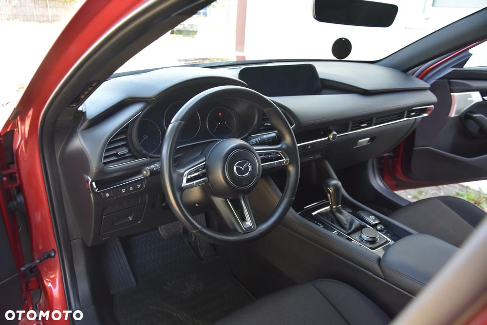 Mazda 3 e-SKYACTIV-G 2.0 M HYBRID DRIVE - 13