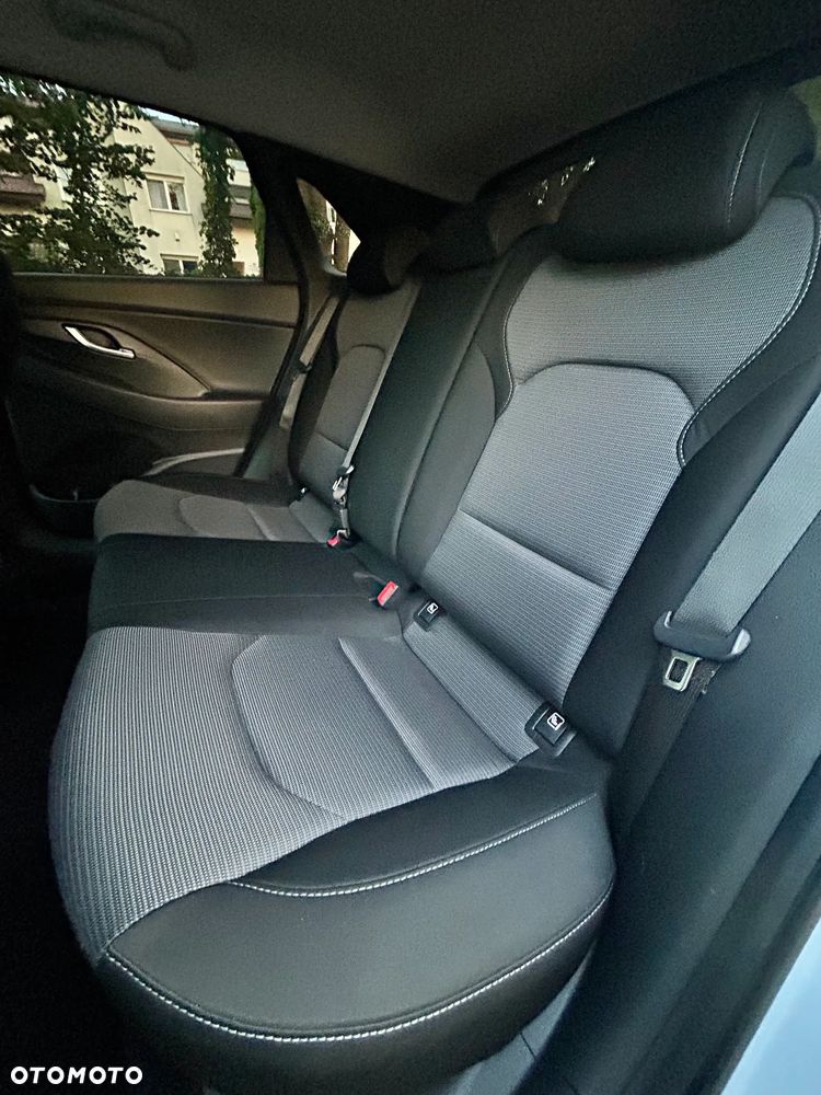 Hyundai i30 1.4 Classic + - 11