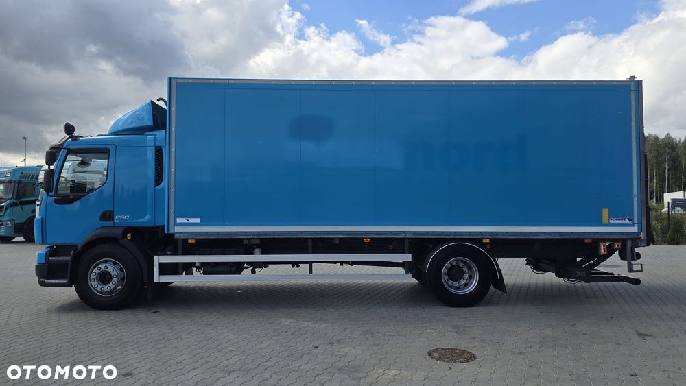 Volvo FL 250 Euro 6 18 palet zabudowa SCHMITZ kontener kurierka full air super stan! do końca ASO! świeży import! - 4