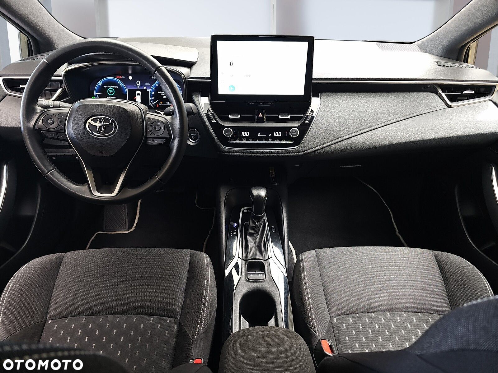 Toyota Corolla 2.0 Hybrid Comfort - 11