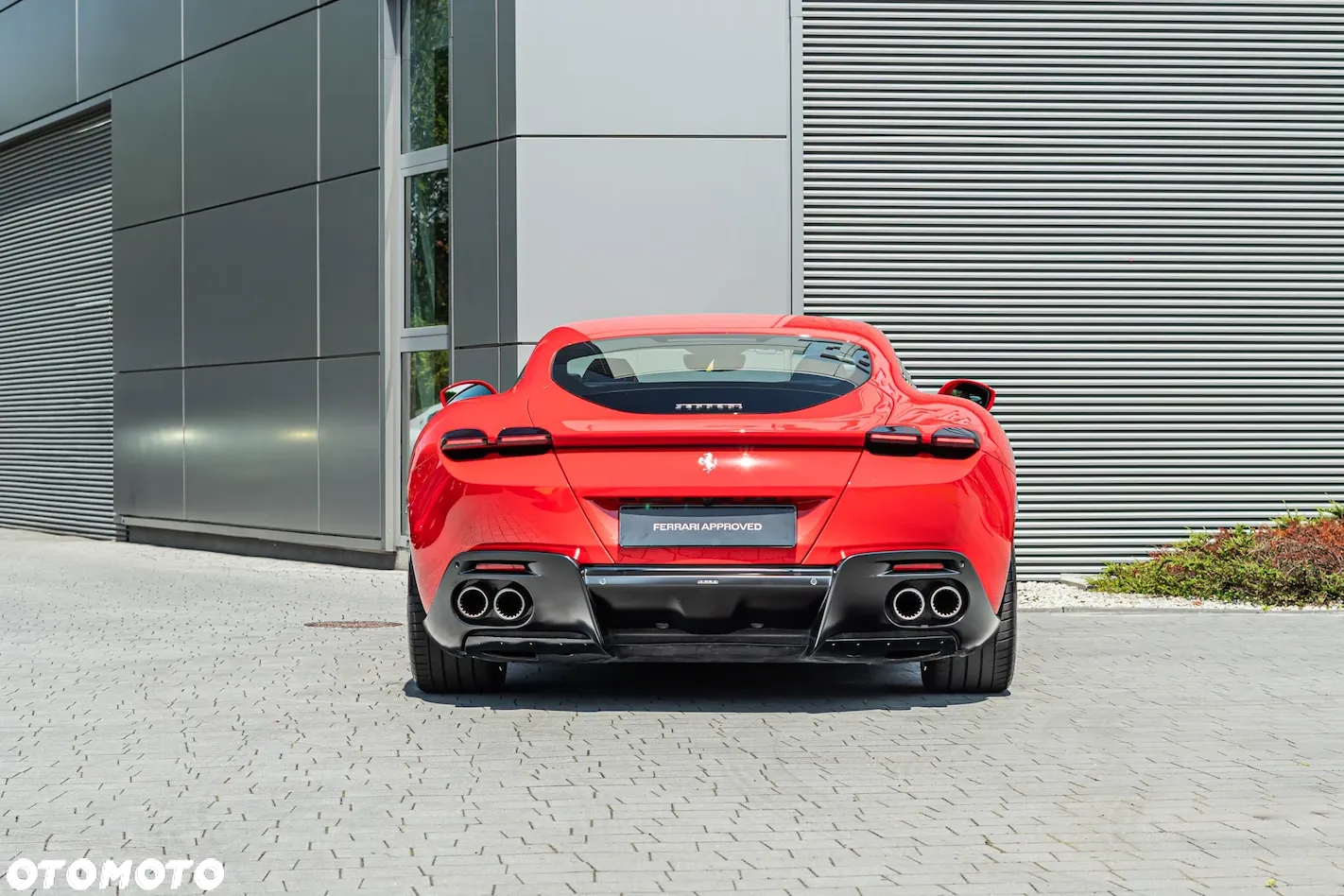 Ferrari Roma - 13