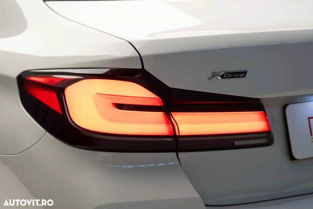BMW Seria 5 545e xDrive Aut. - 12