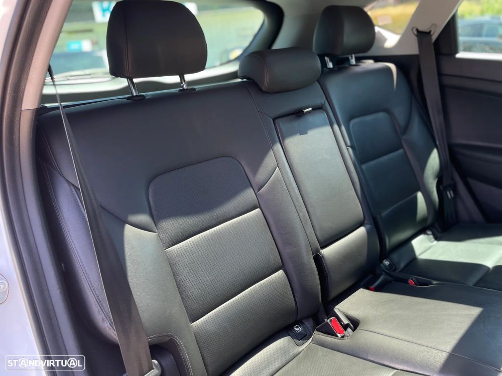 Hyundai Tucson 1.7 CRDi Executive - 16