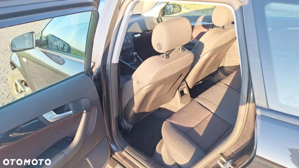 Audi A3 Sportback 1.8 TFSI Ambiente - 15