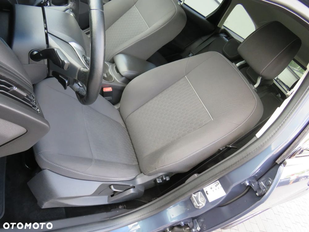 Ford Focus - 23
