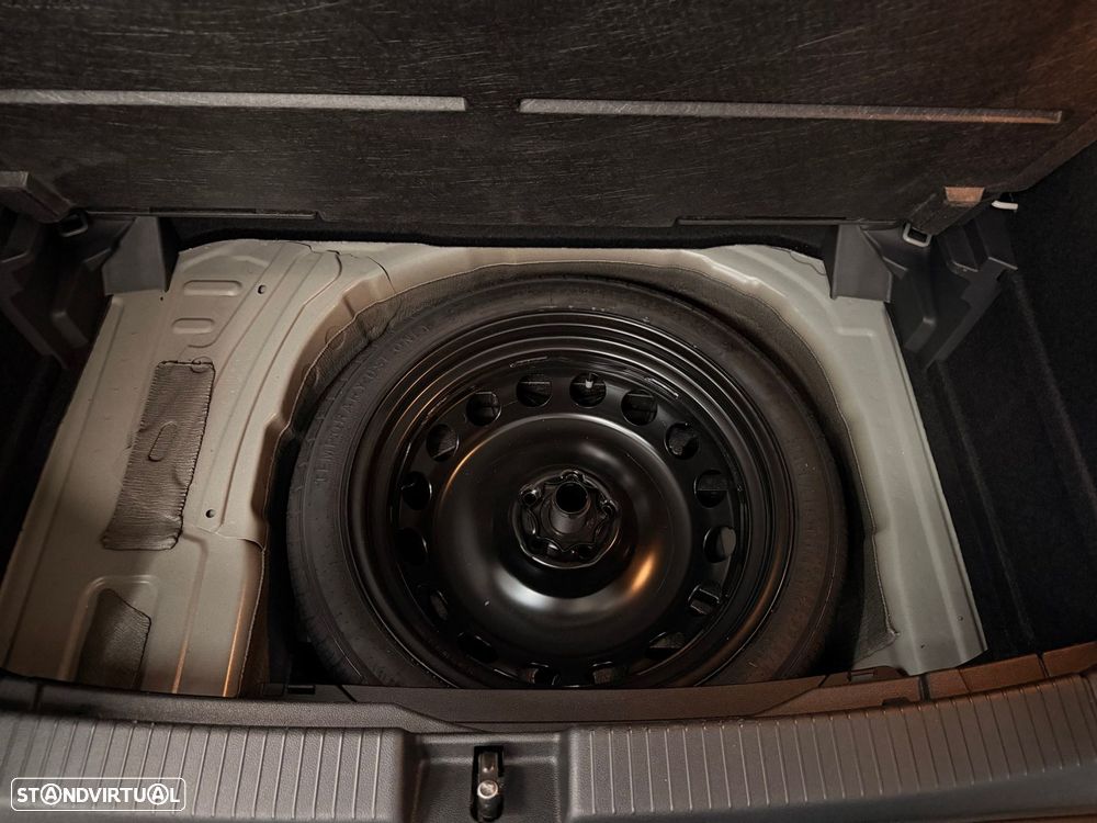 VW T-Cross 1.0 TSI Life DSG - 38