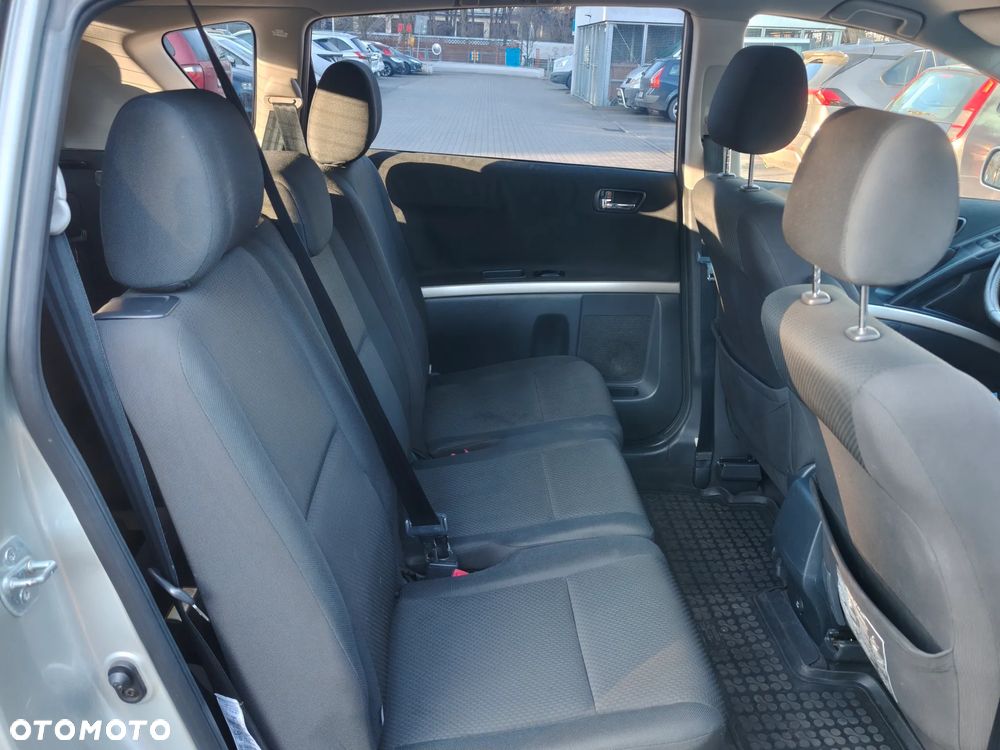 Toyota Corolla Verso 1.8 Sol + 7os - 9