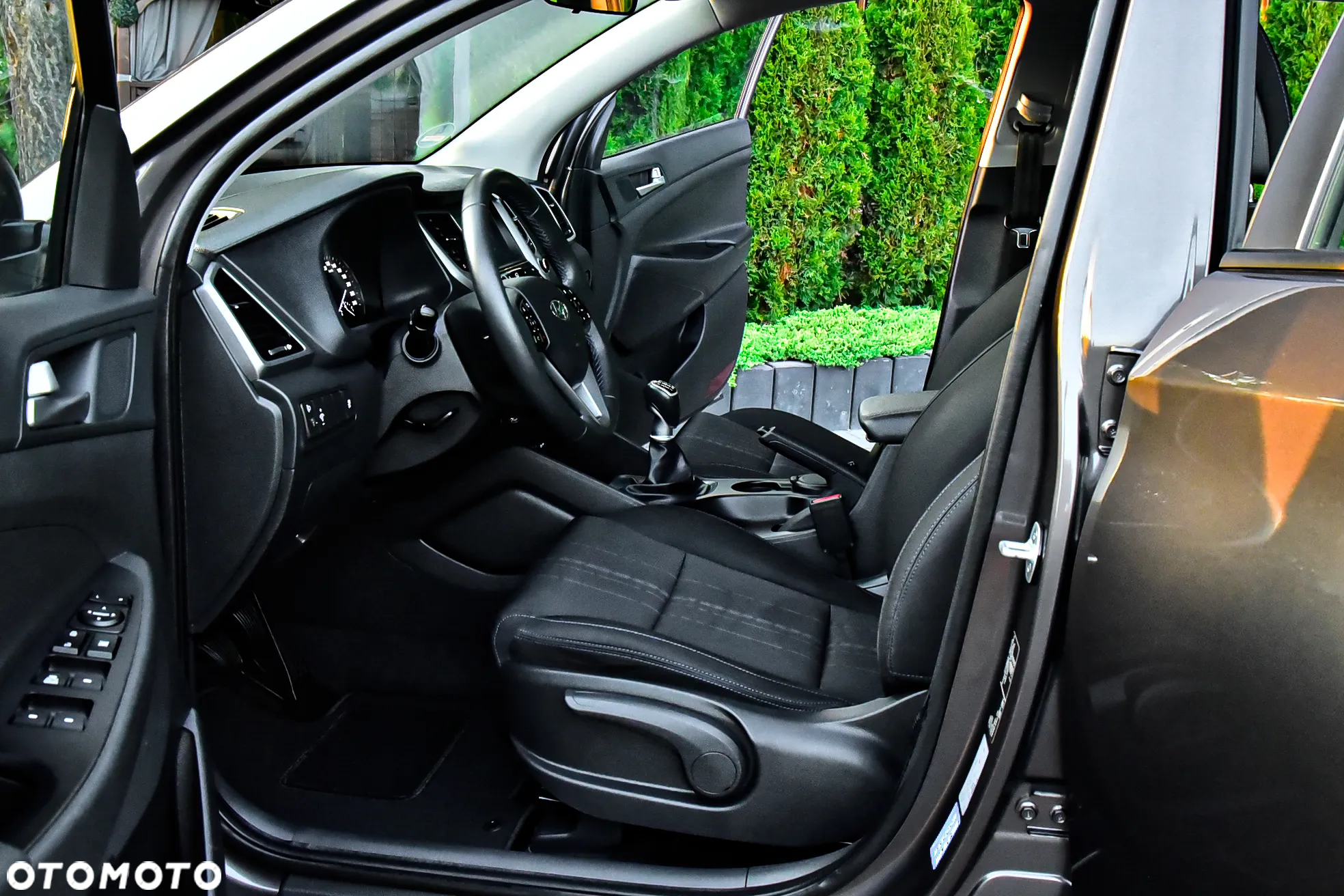 Hyundai Tucson blue 1.6 GDi 2WD Passion - 15