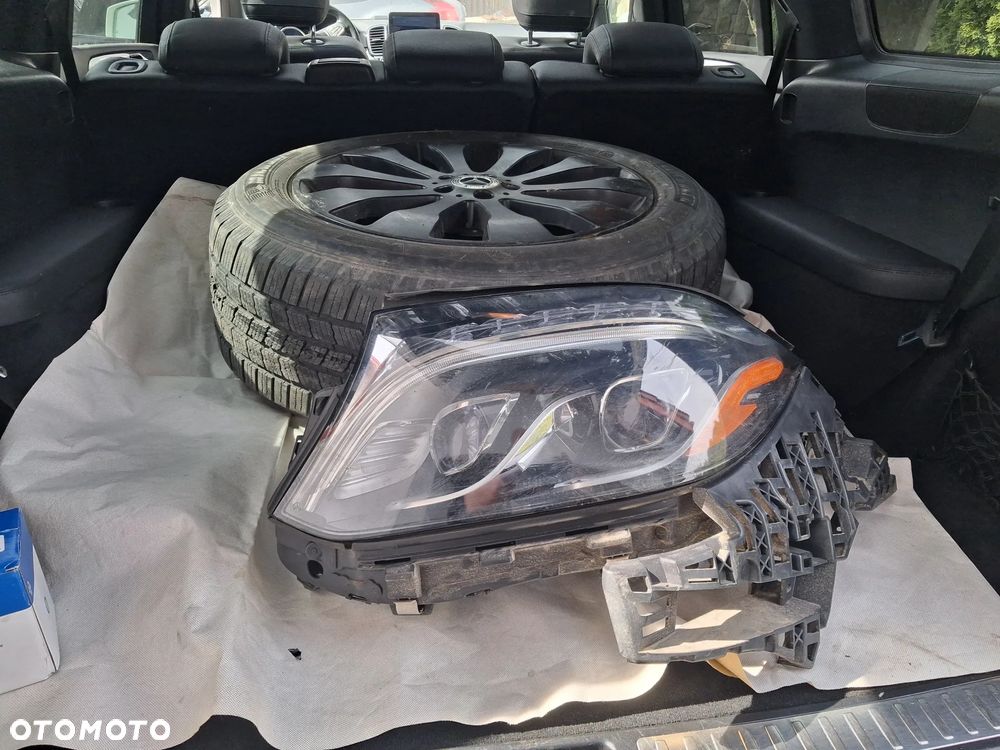 Mercedes-Benz GLS 450 4Matic 9G-TRONIC Exclusive - 29