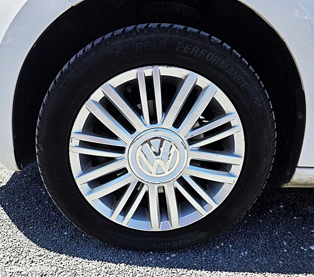 VW Up! - 8