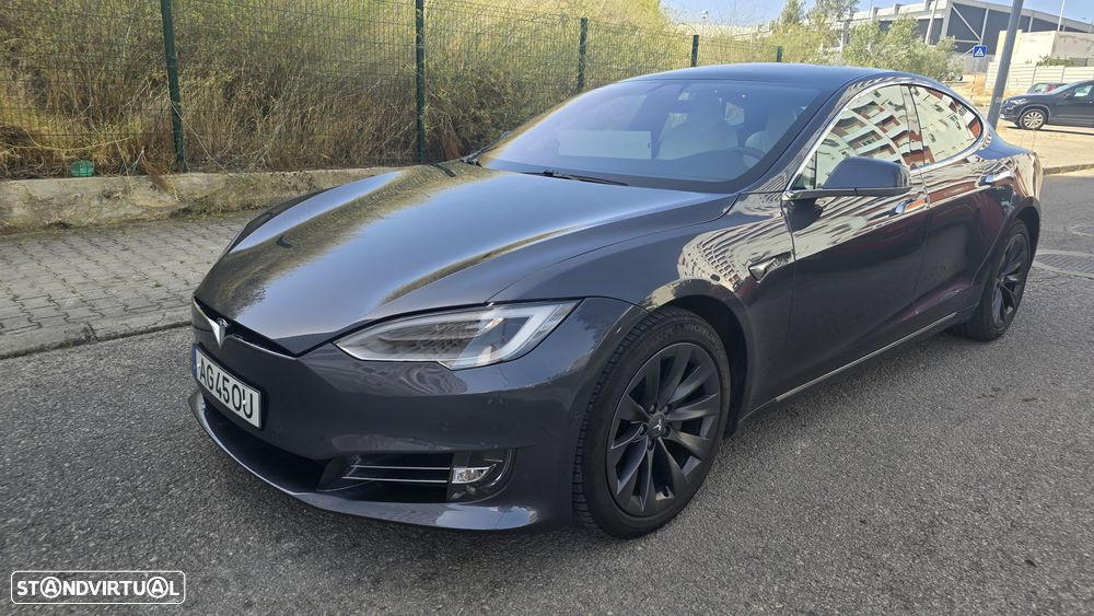 Tesla Model S Long Range - 2