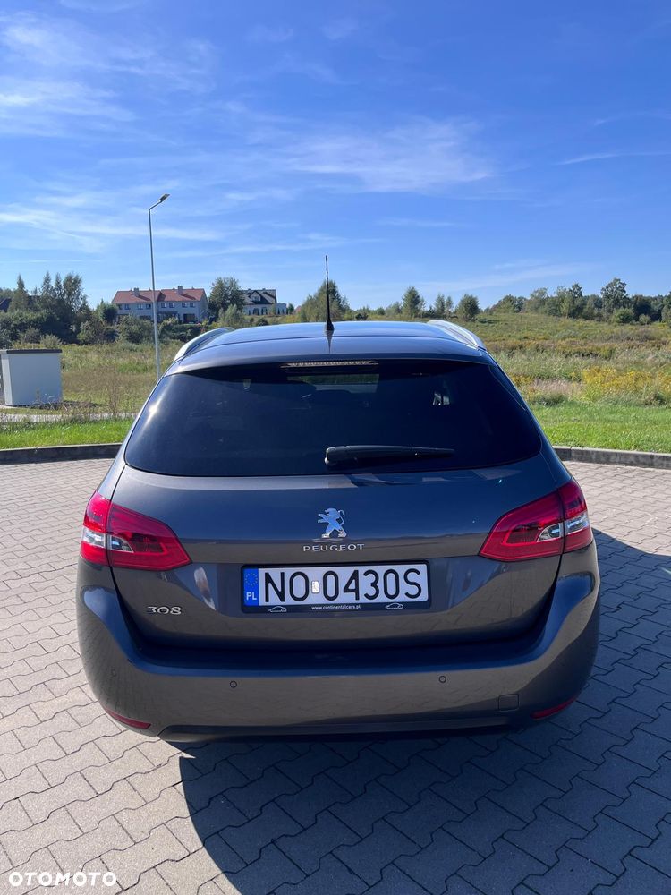 Peugeot 308 - 3