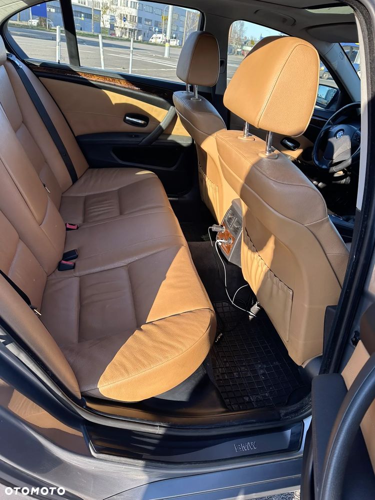 BMW Seria 5 - 17