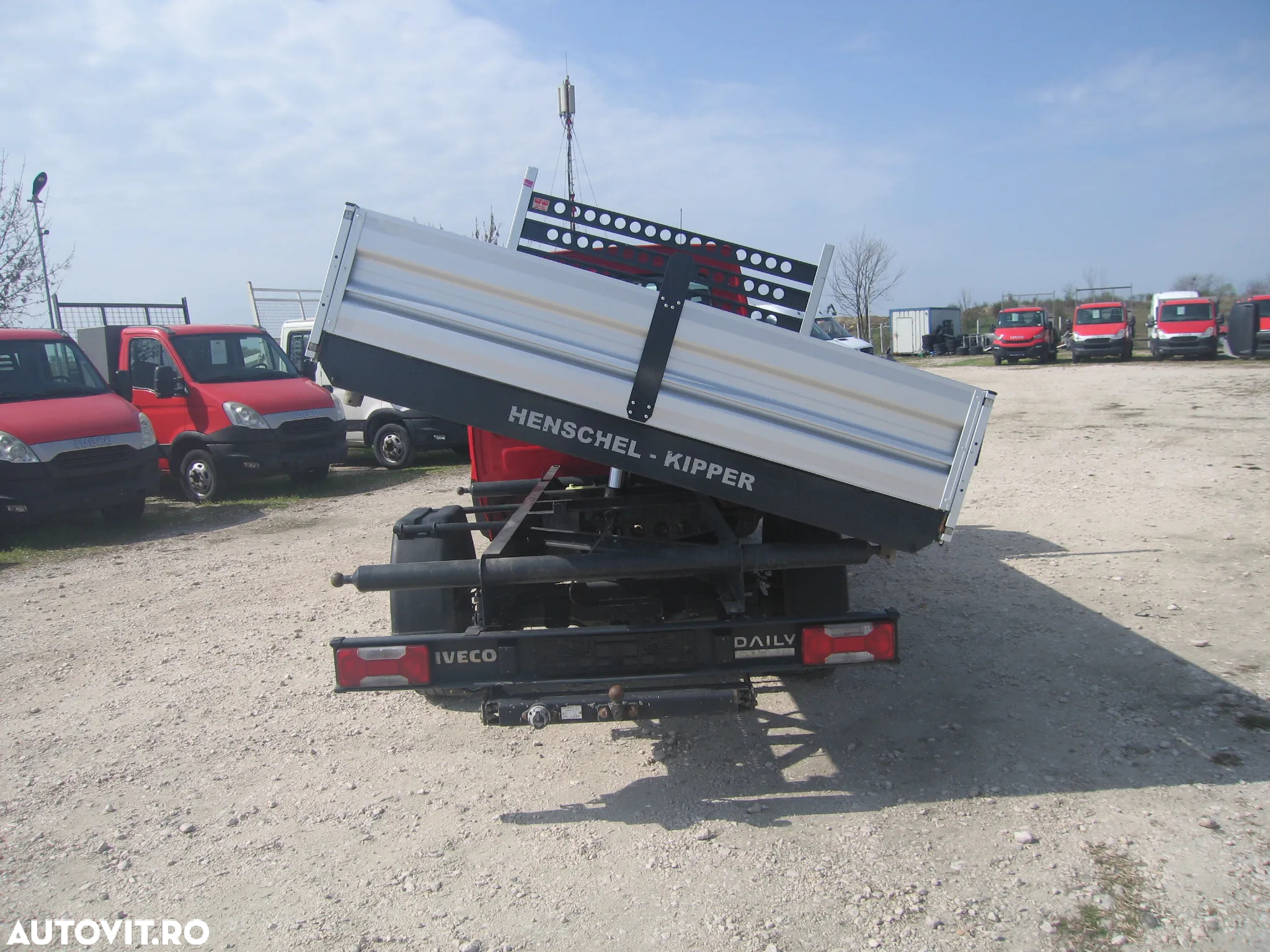 Iveco DAILY 35 S 16 , 3 LOC. BASCULABIL PE TREI PARTI, AC. EURO VI. - 6