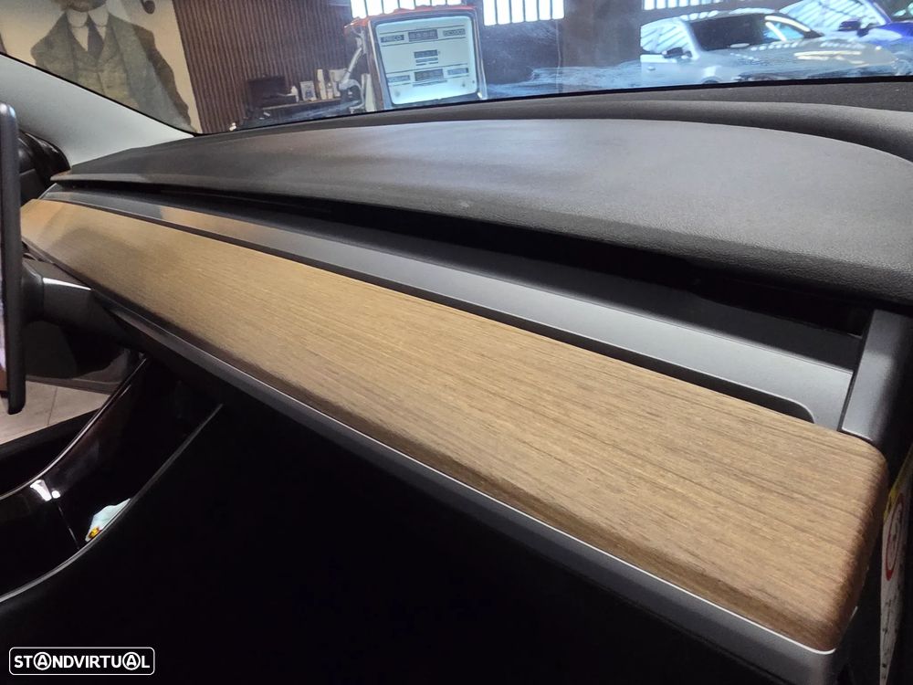 Tesla Model 3 AWD Dual Motor - 26