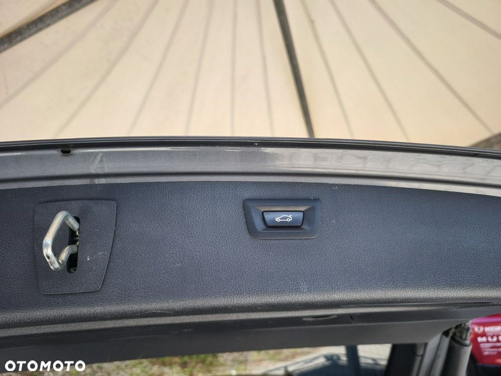 BMW Seria 3 - 26