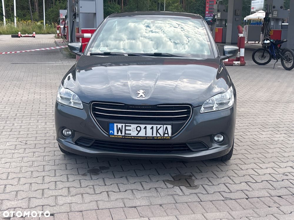 Peugeot 301 1.6 HDi Allure - 1