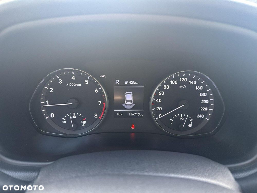 Hyundai i30 1.5 DPI Classic + - 26