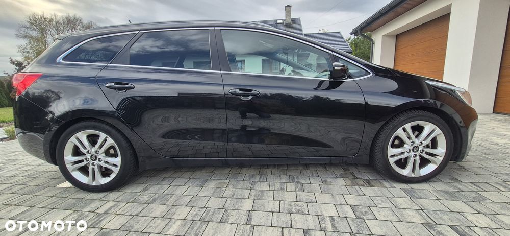 Kia Ceed - 7