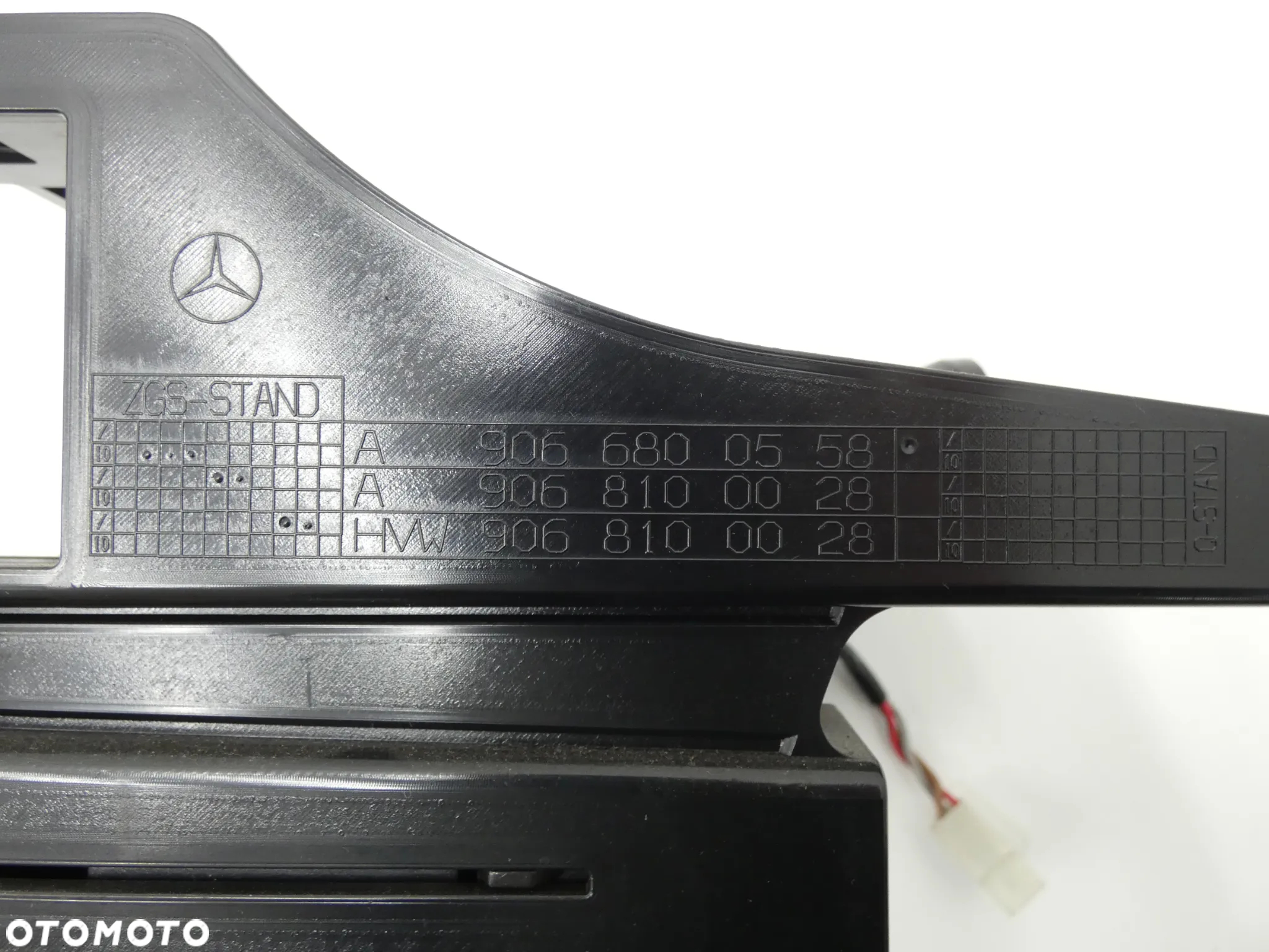 MERCEDES SPRINTER W906 UCHWYT NA KUBKI SCHOWEK CUPHOLDER DREWNO A9066800558 GORLICE - 5