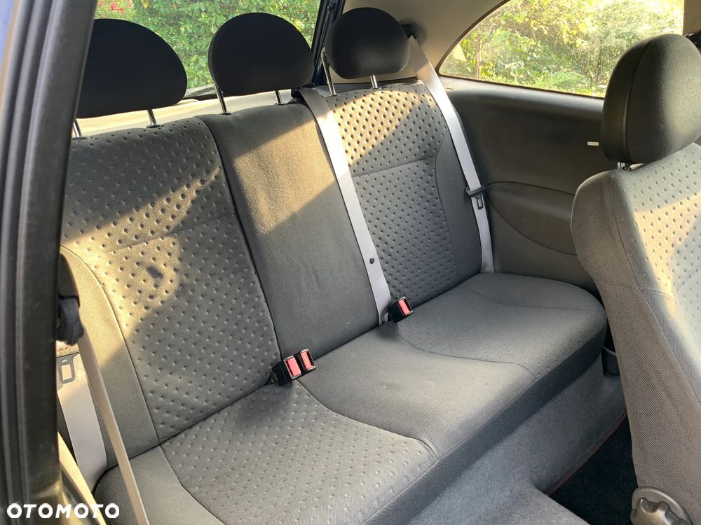 Opel Corsa - 11