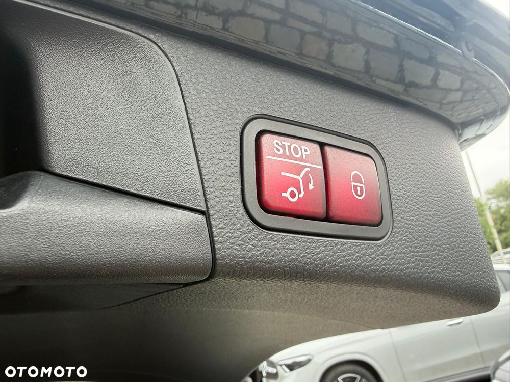 Mercedes-Benz Klasa C AMG 63 AMG Speedshift MCT 9G - 24